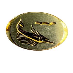 Vintage Gold Tone Etched Marlin Fish Bullet Style Cufflinks Mens Jewelry Luxury